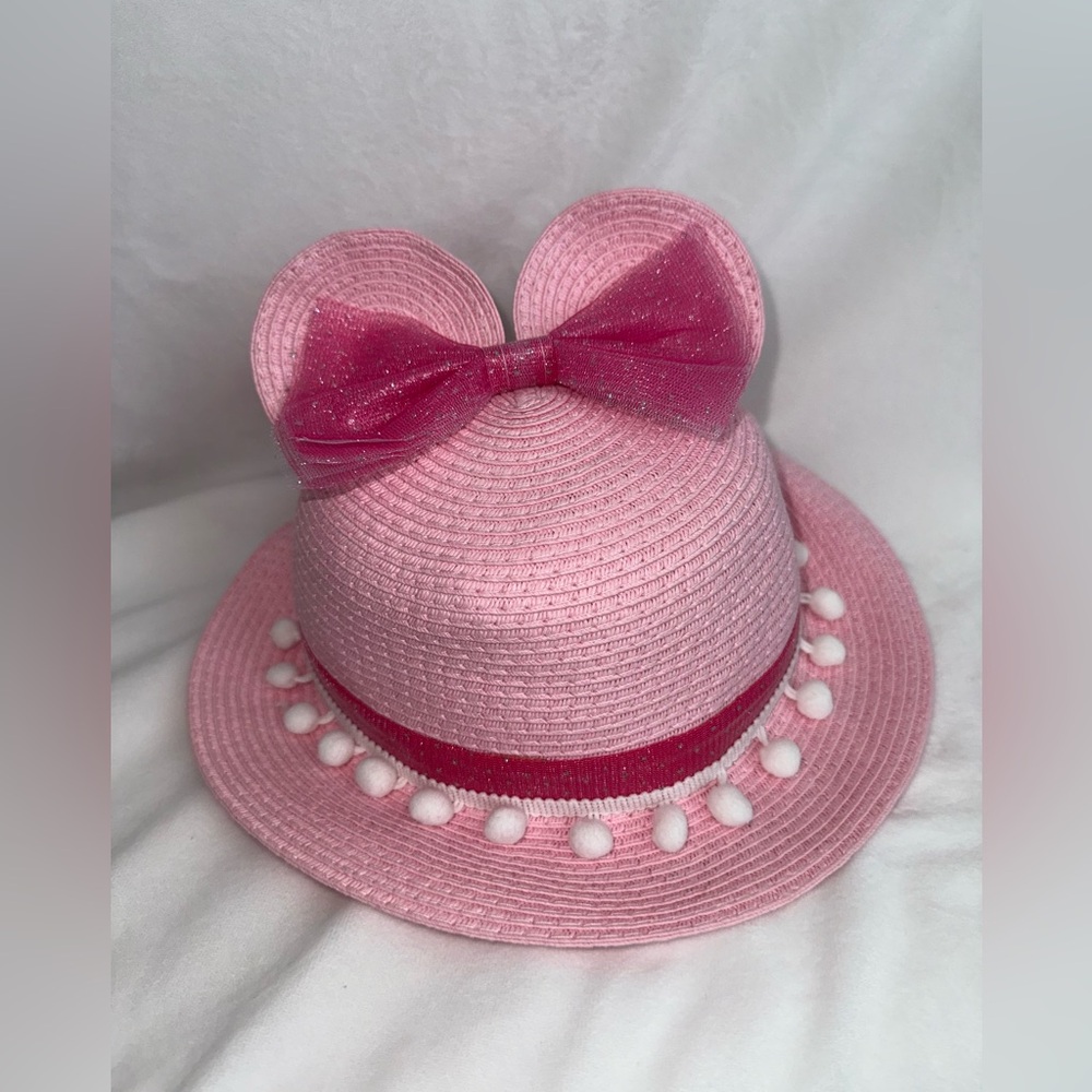 Minnie Mouse Easter hat